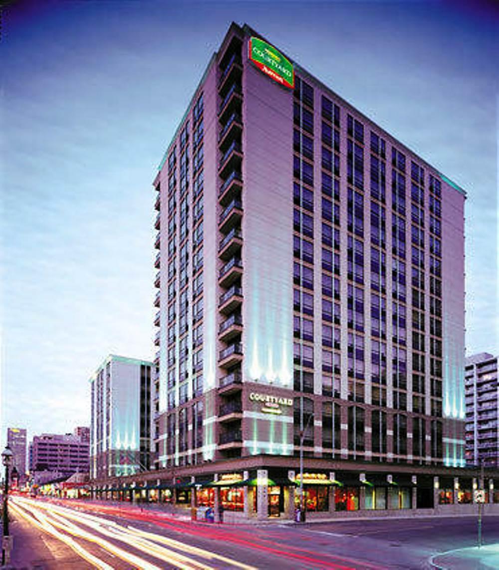 Courtyard By Marriott Toronto Downtown Hotel Buitenkant foto