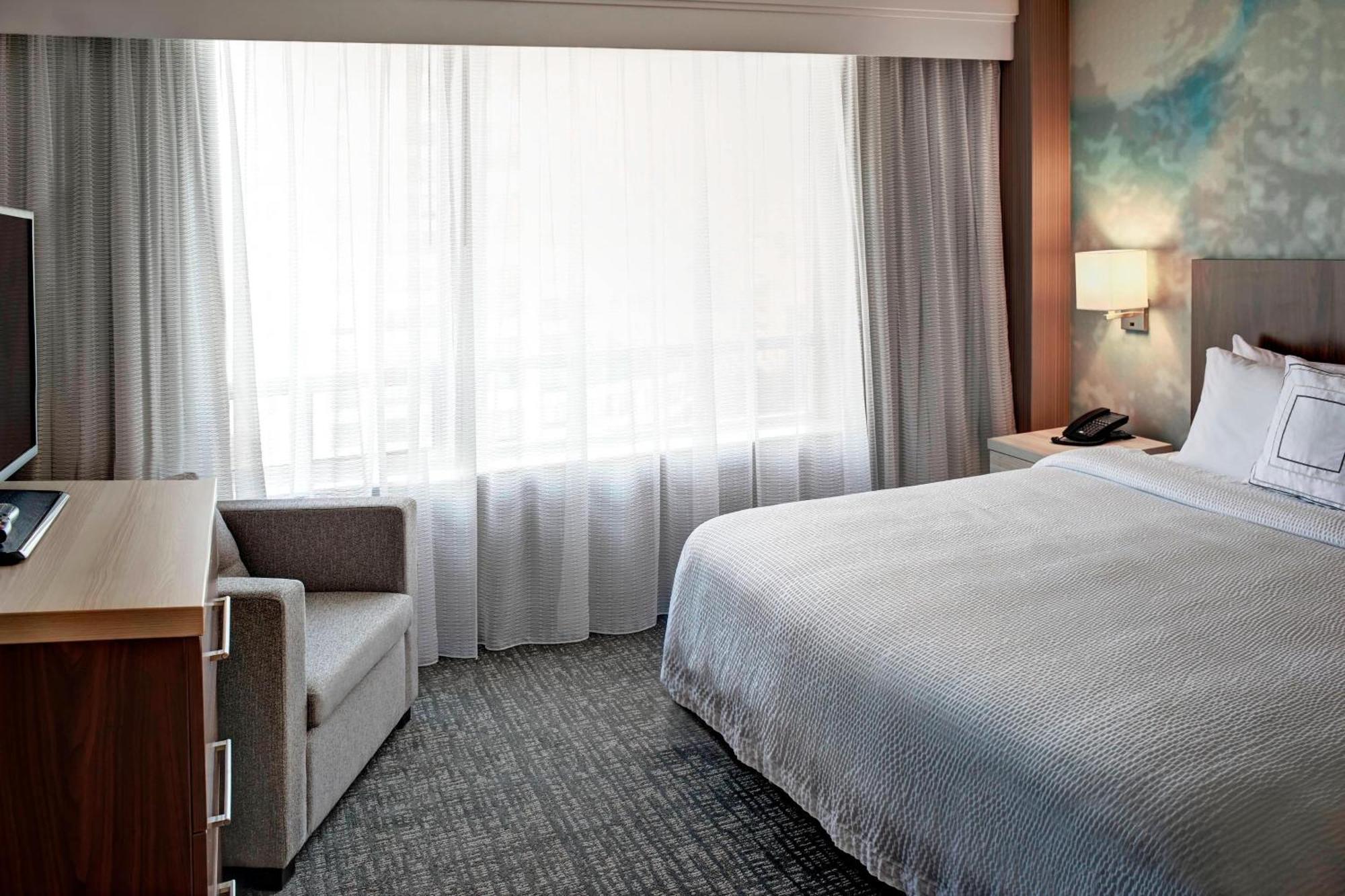 Courtyard By Marriott Toronto Downtown Hotel Buitenkant foto
